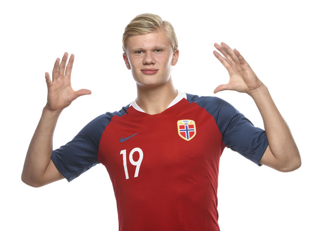 本赛季单场犯规次数最多的8场比赛，开拓者独占4场