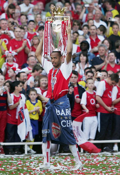 2米门将发展不顺，护照收集者冉冉升起：阿森纳法国小将发展