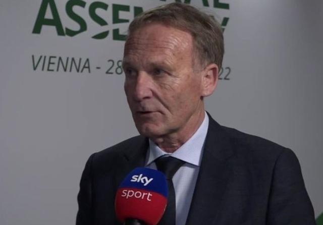 重返福地，赫拉芬贝赫在圣西罗球场两次获欧冠全场最佳球员