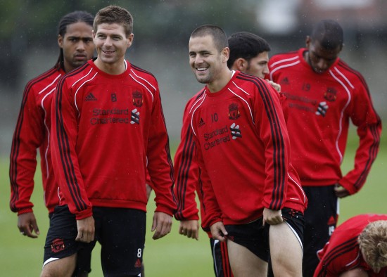 半场战报：本菲卡0-0勒沃库森，奥塔门迪中柱